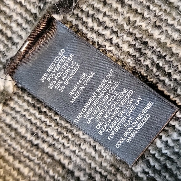 Frye Women's Green Cardigan Sweater With Native Design - Picture 5 of 7